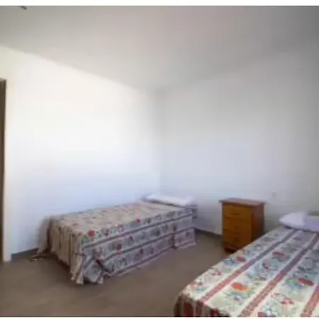 La Casita Roja لوس رياليخوس
